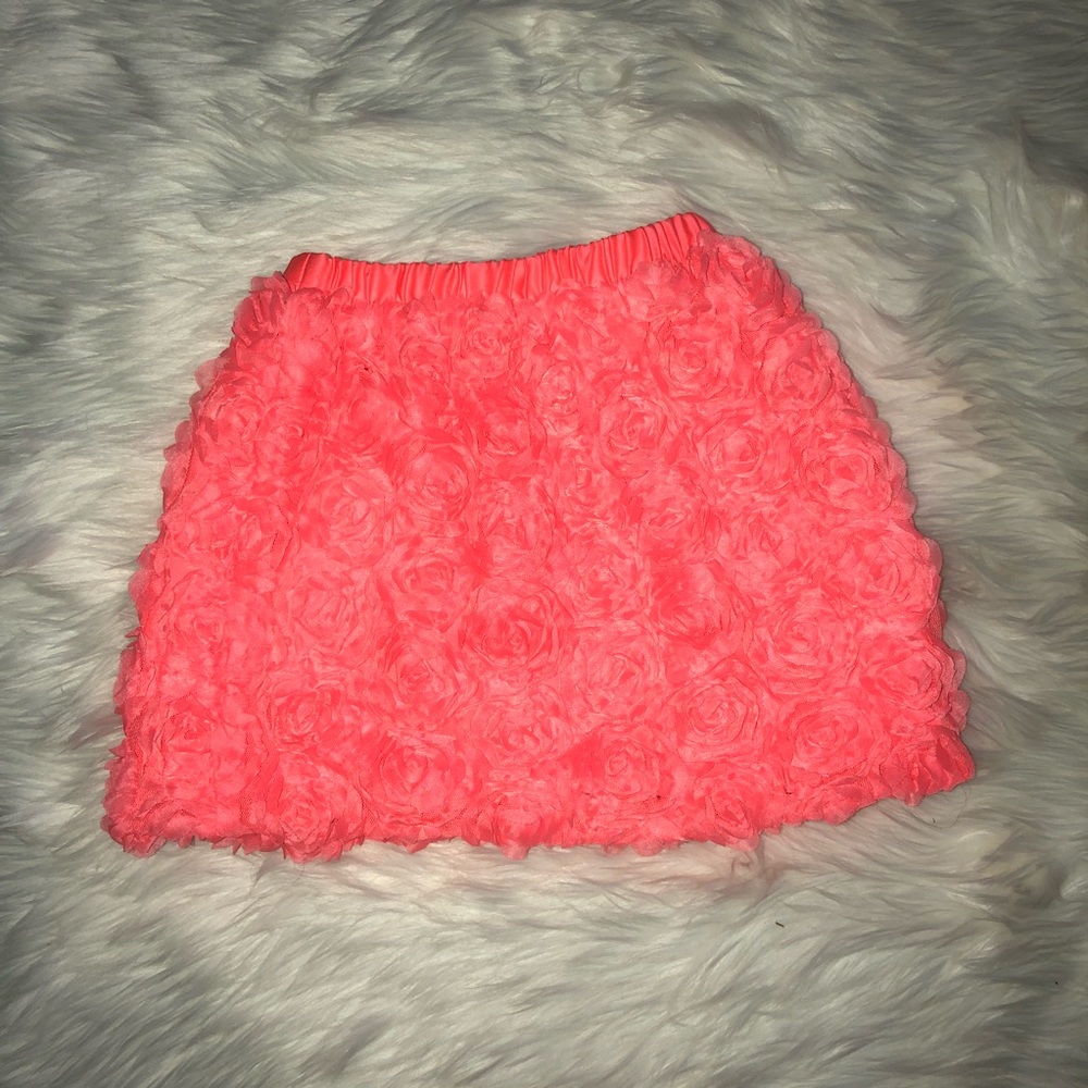 Girls Floral Textured Mini Skirt Size Small - Picture 3 of 4